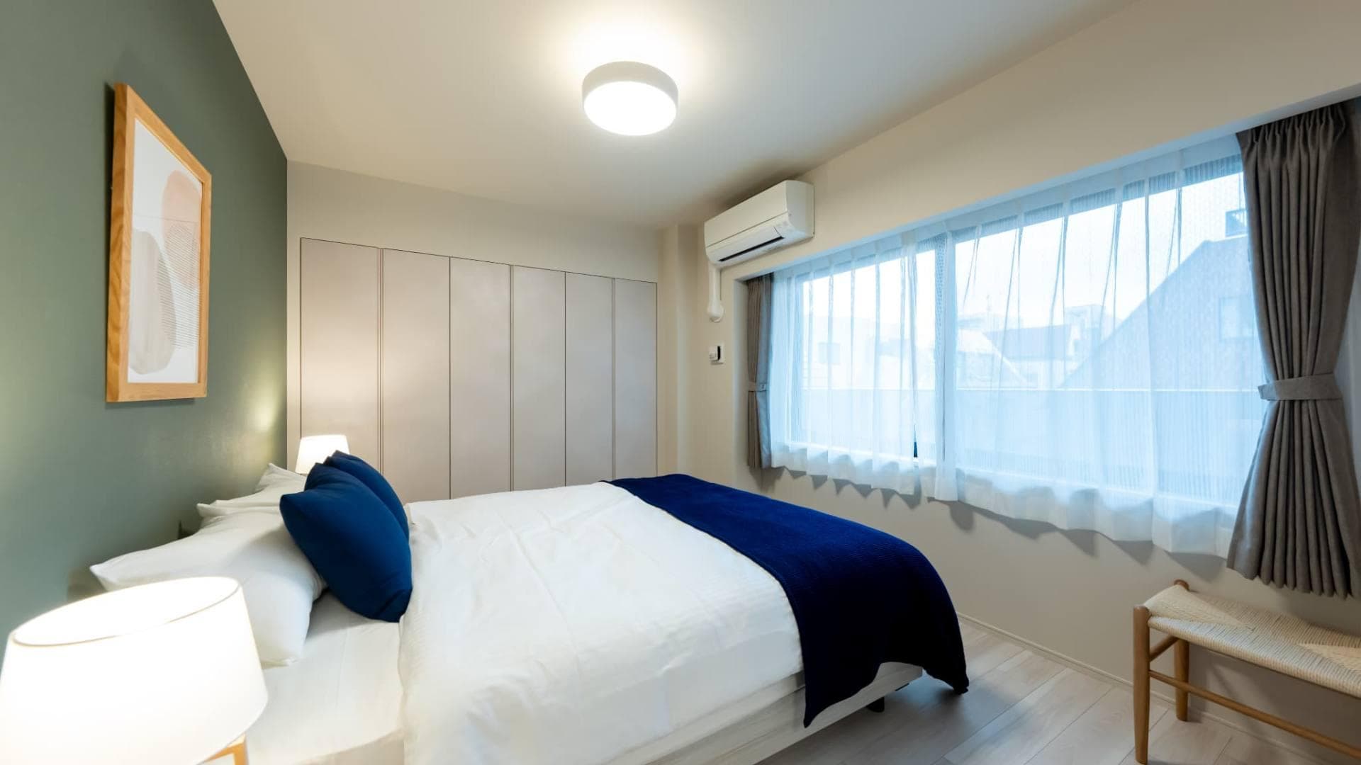 Room image 8