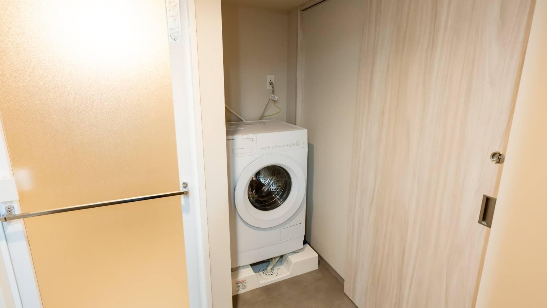 Room image 16