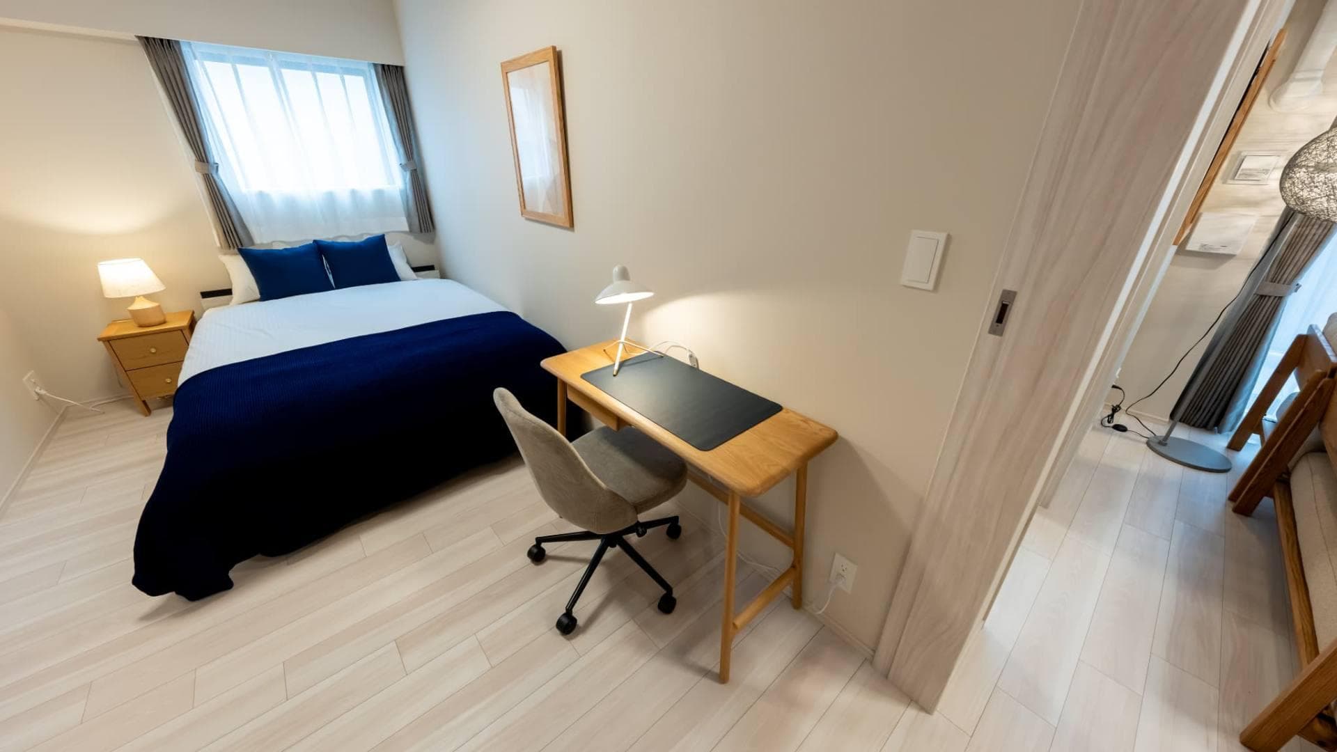 Room image 13