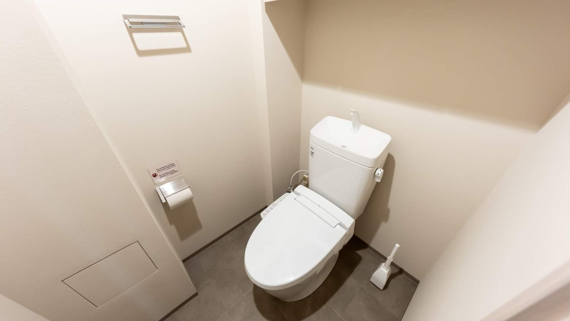 Room image 14