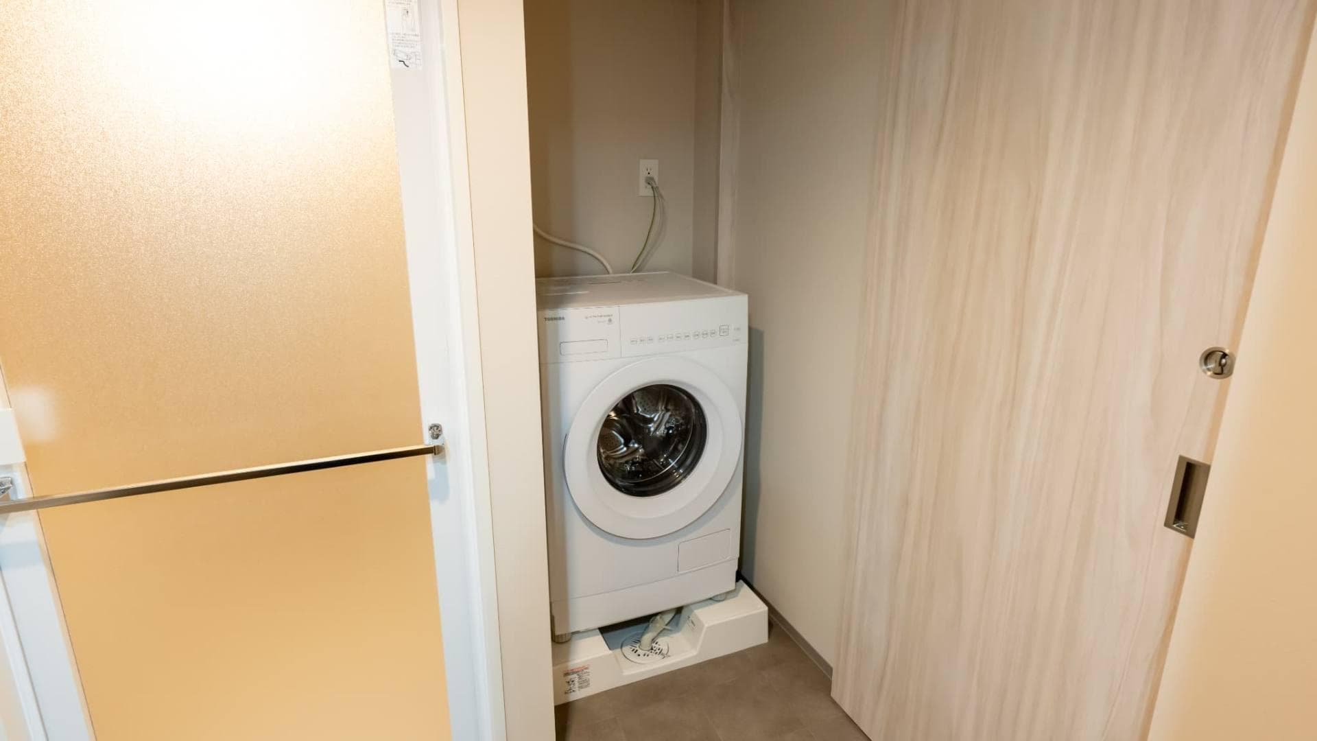 Room image 16