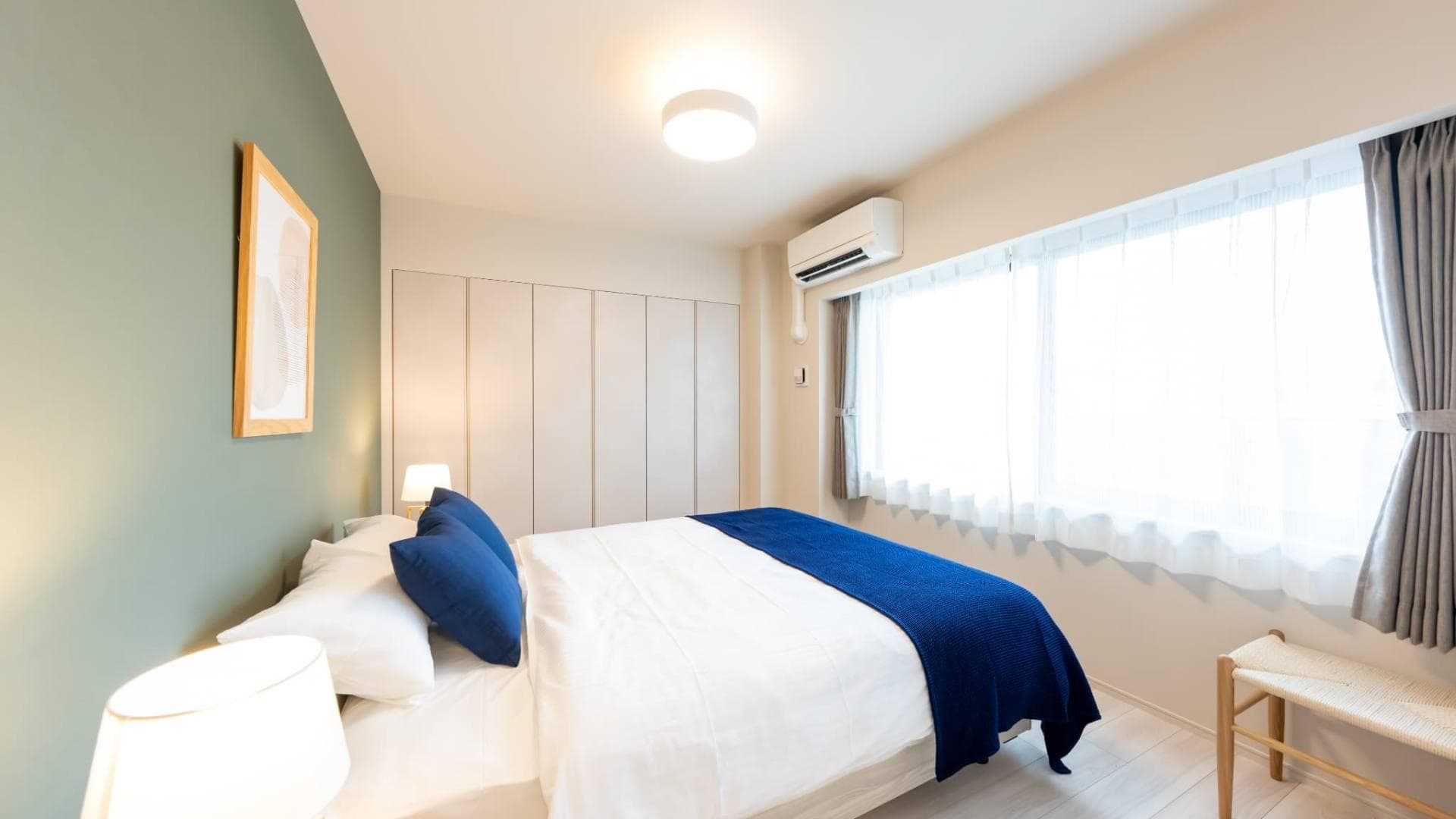 Room image 8