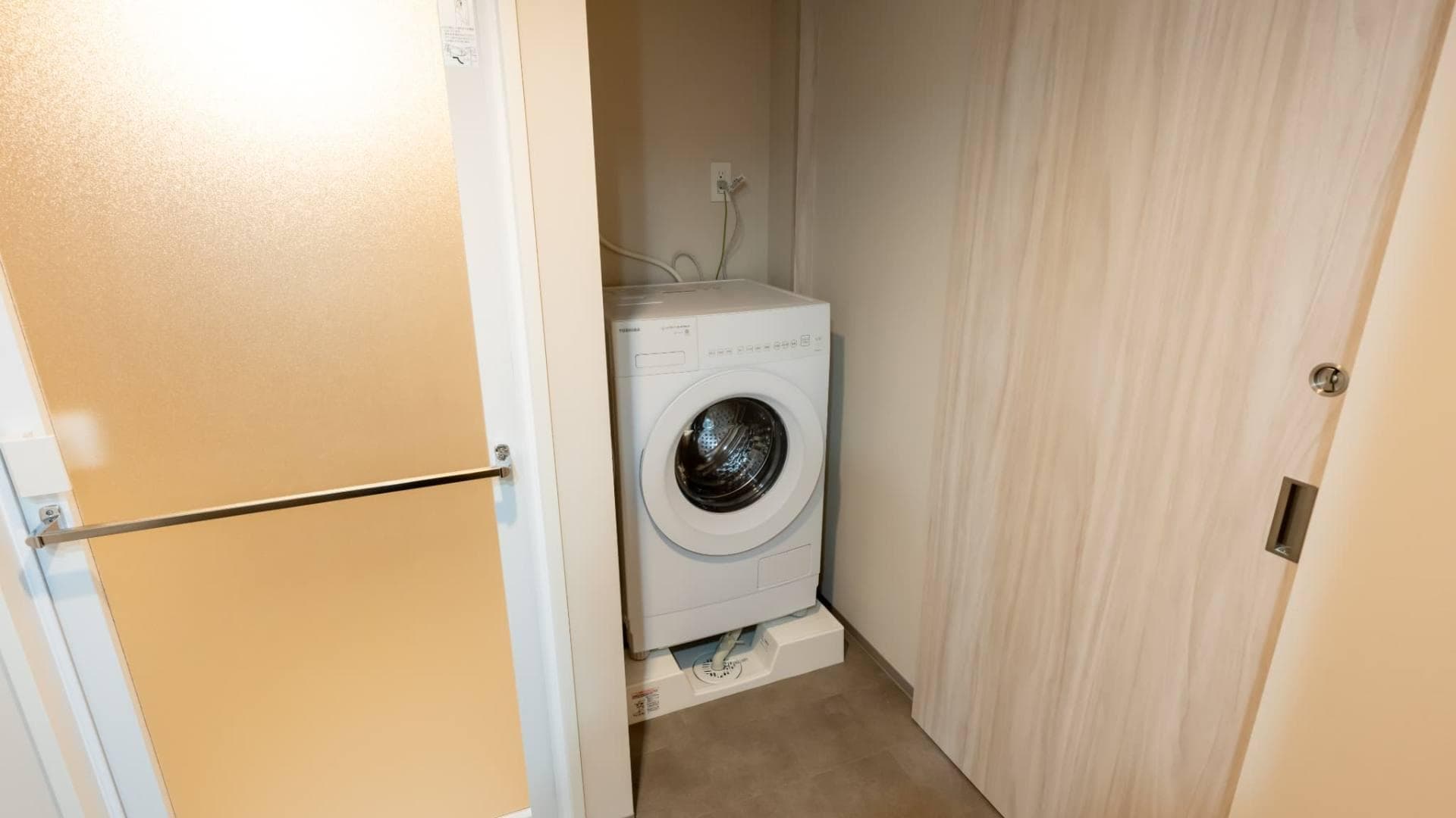 Room image 16