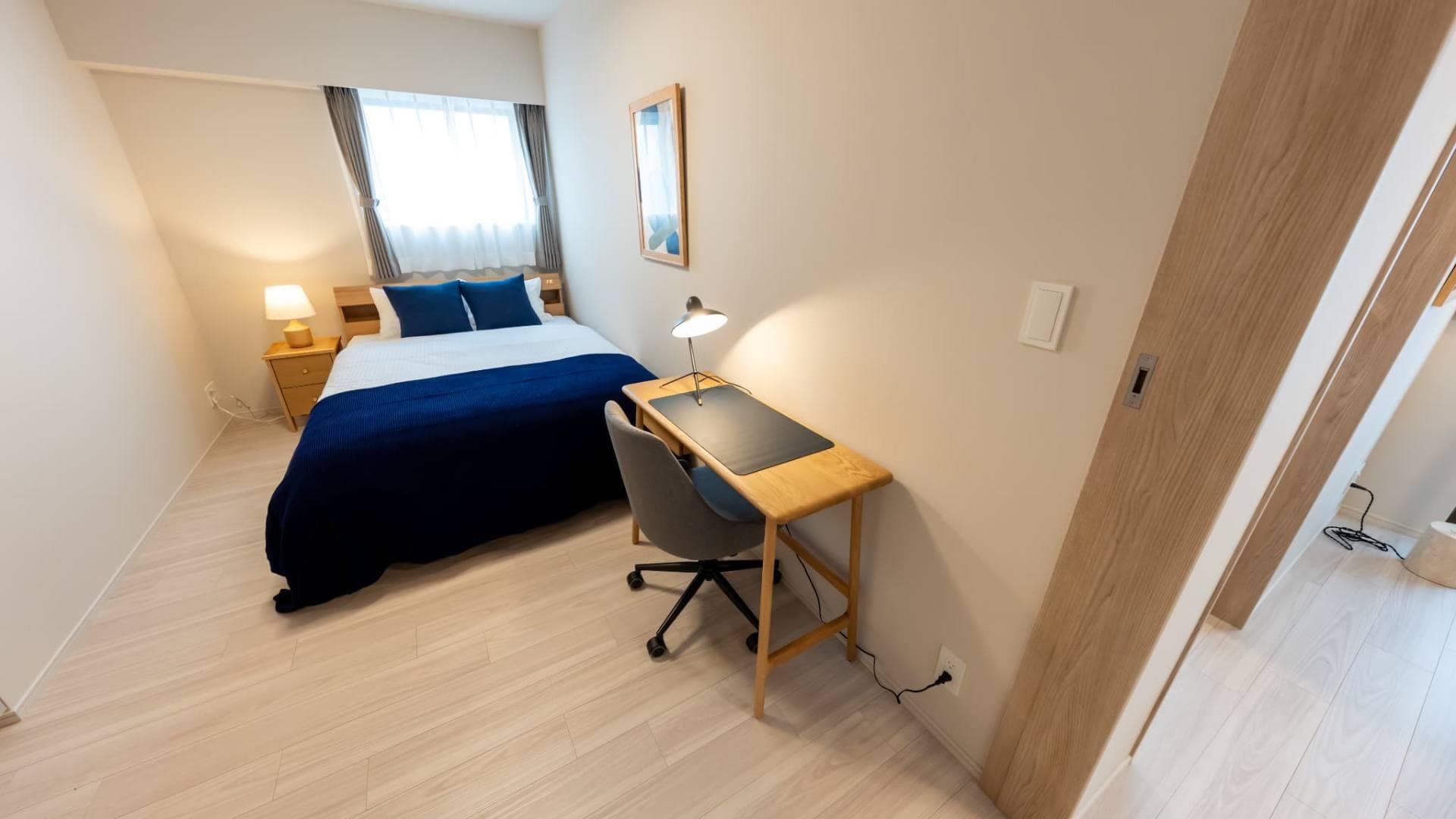 Room image 13
