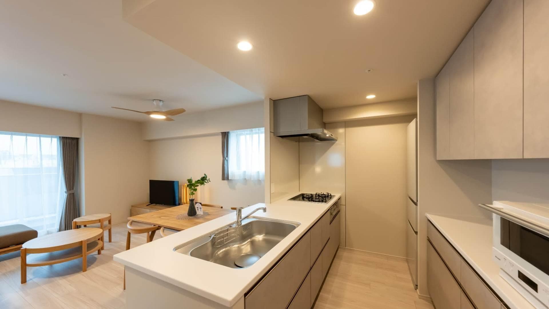 Room image 11