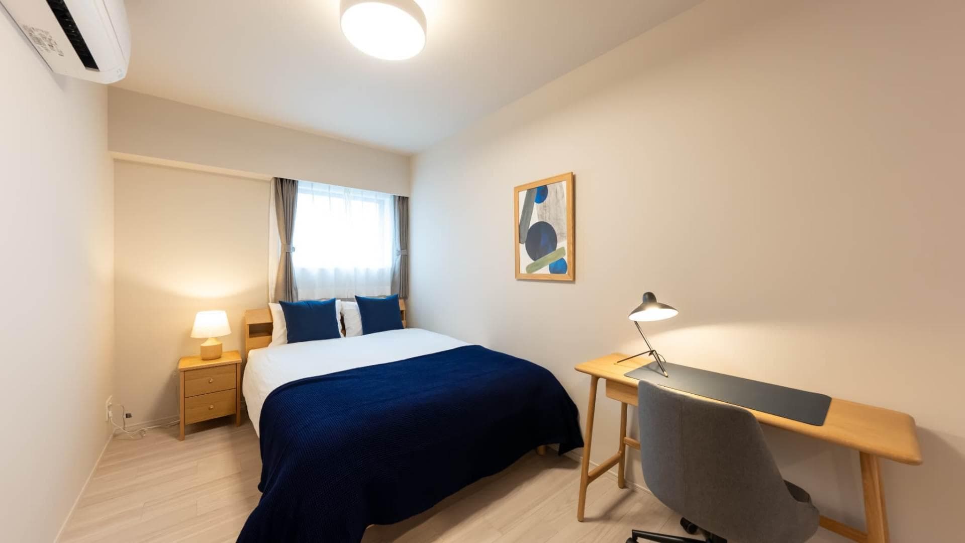 Room image 9