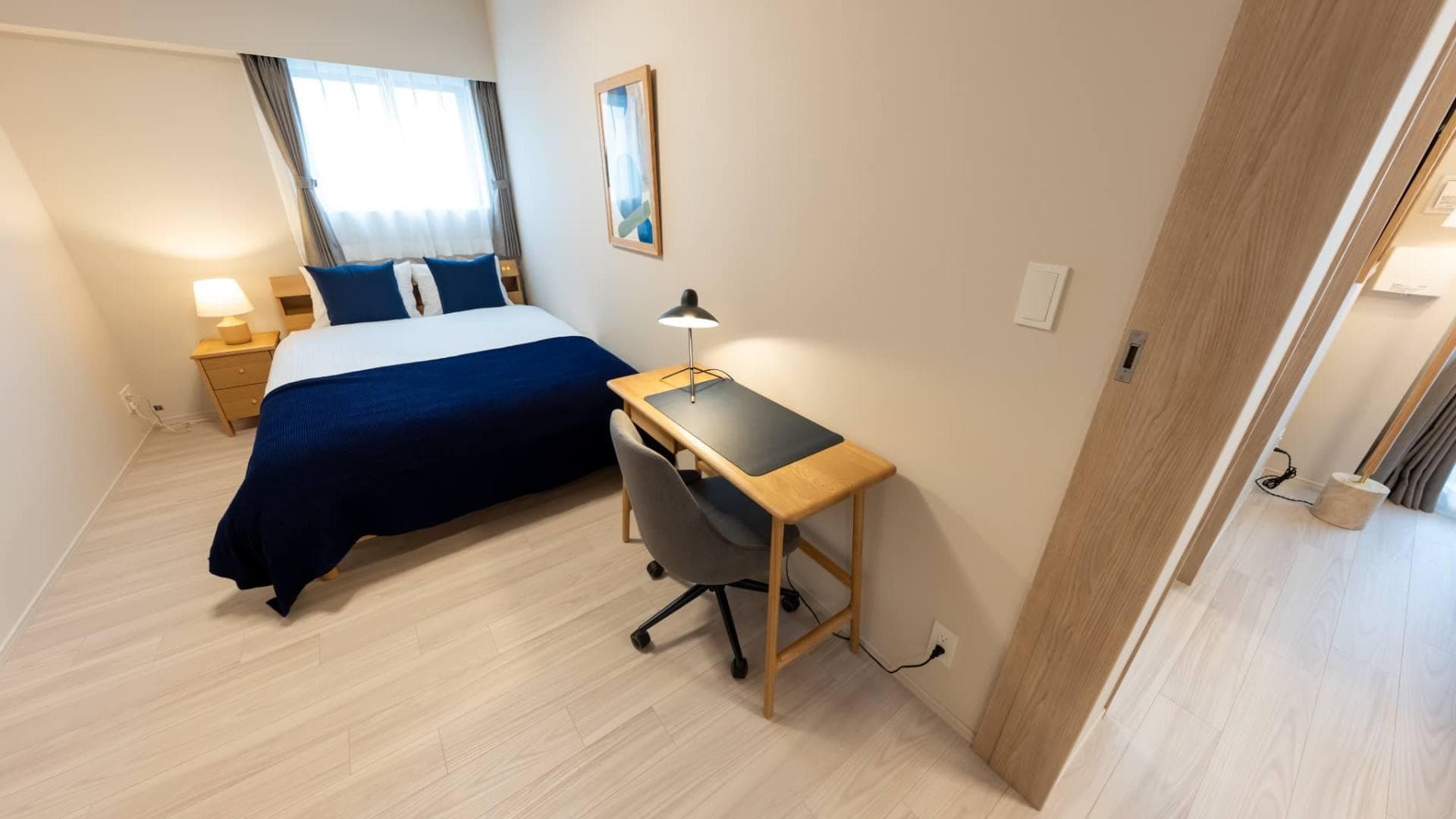 Room image 13