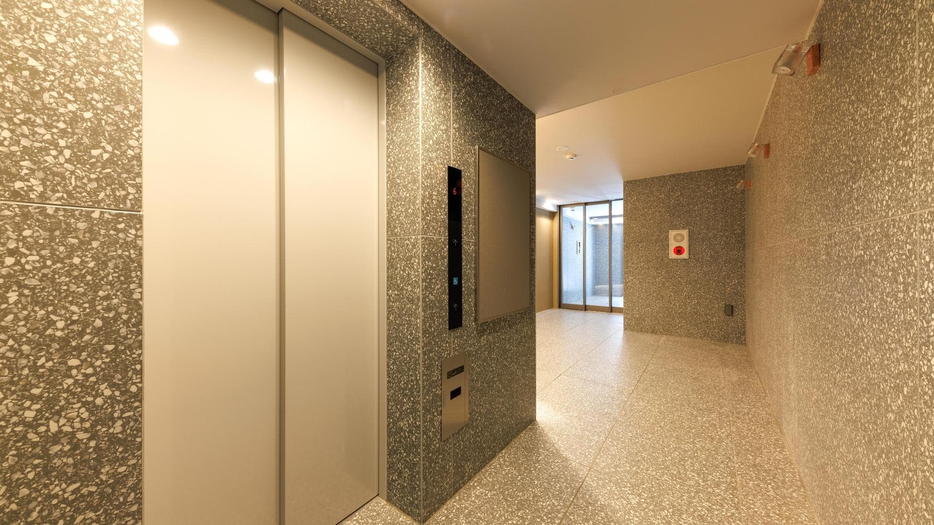 Room image 11