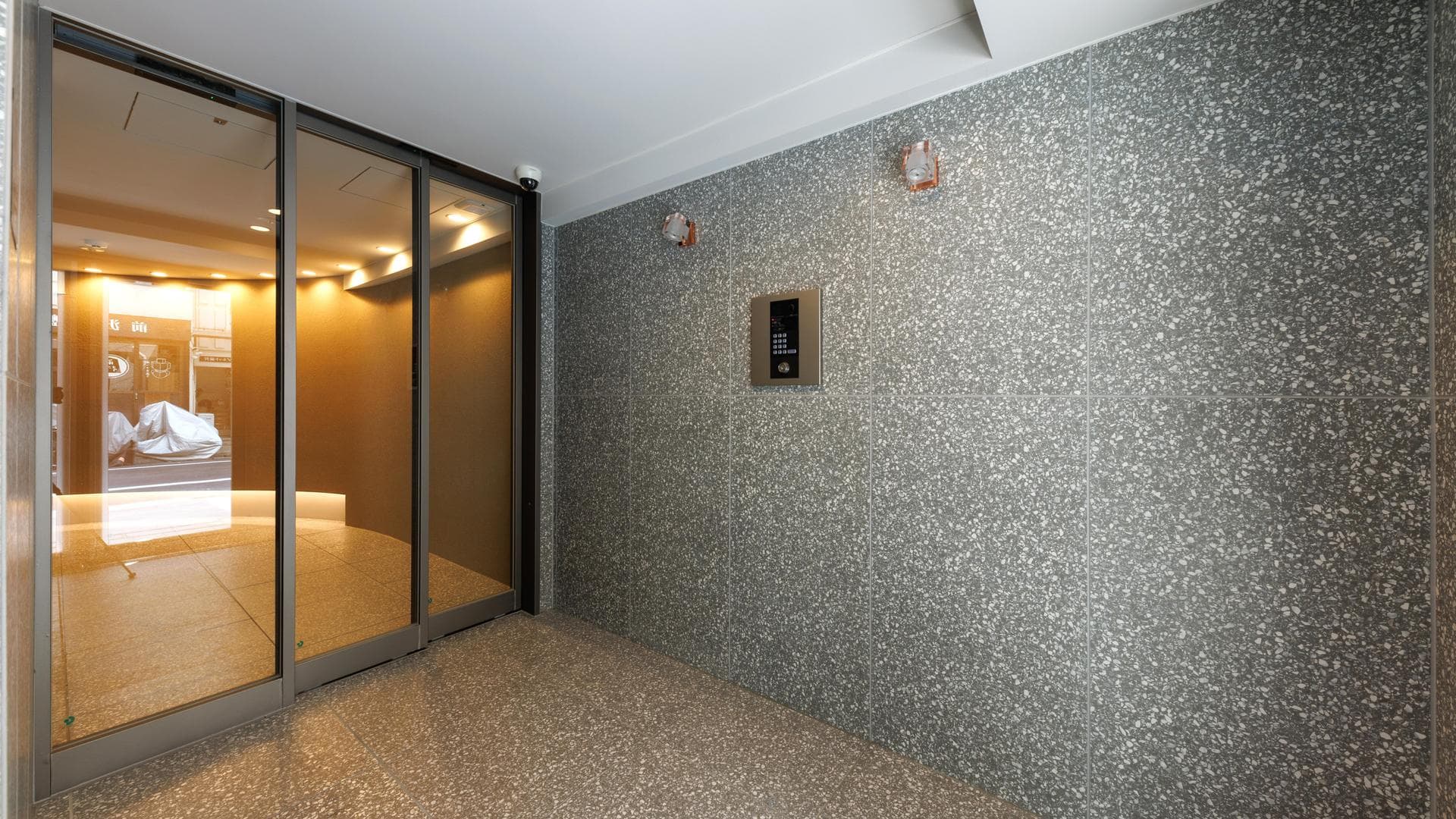 Room image 10