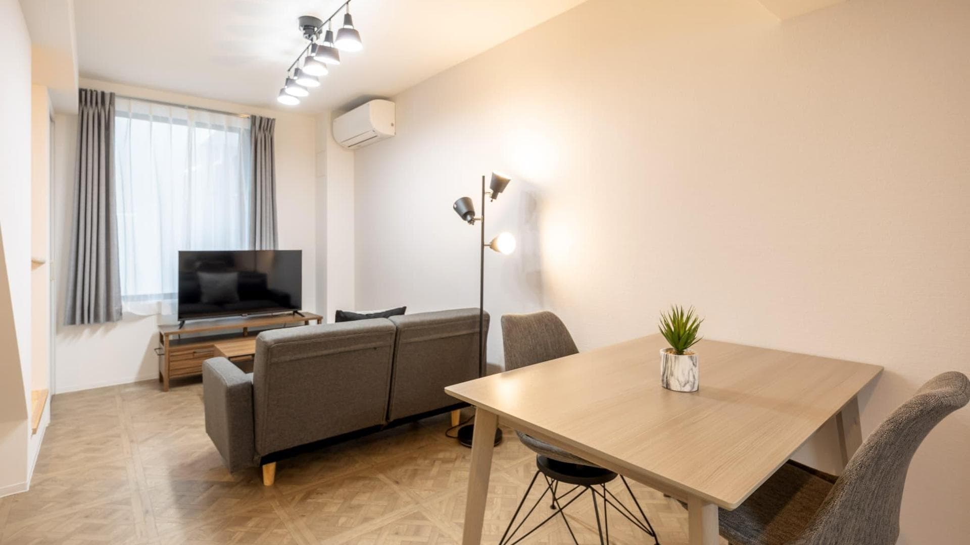 Preview interior of SangenjayaⅡ