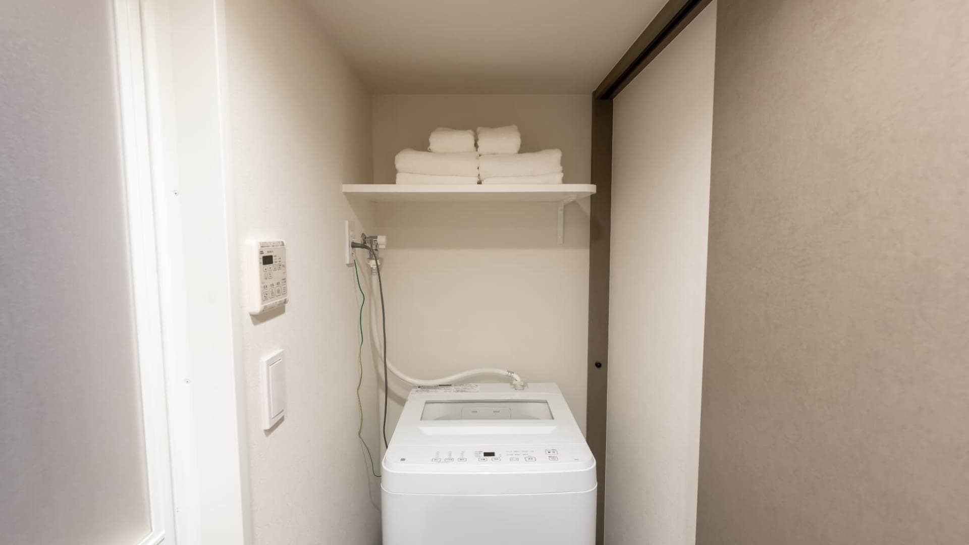 Room image 16