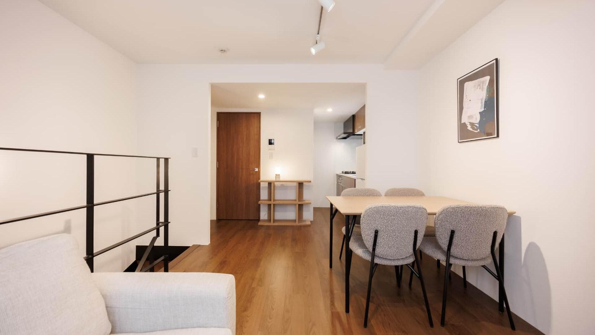 Preview interior of Setagaya okusawa