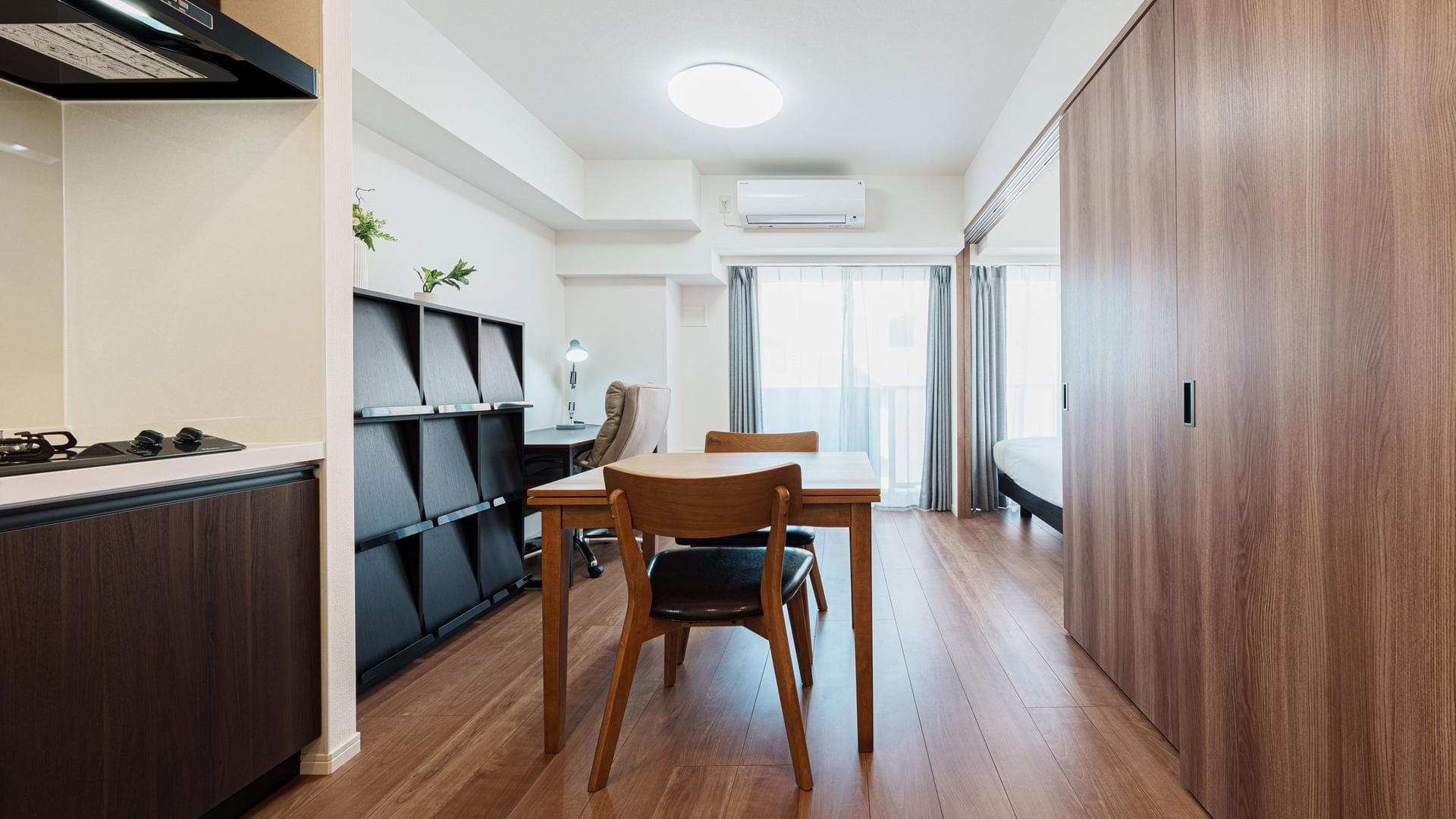 Preview interior of Shiba Park