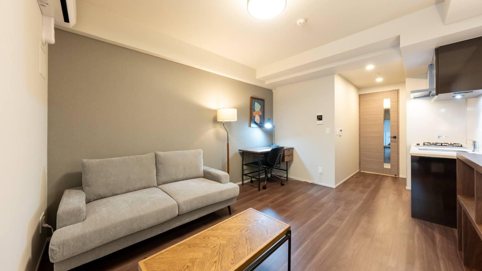 Room image 10