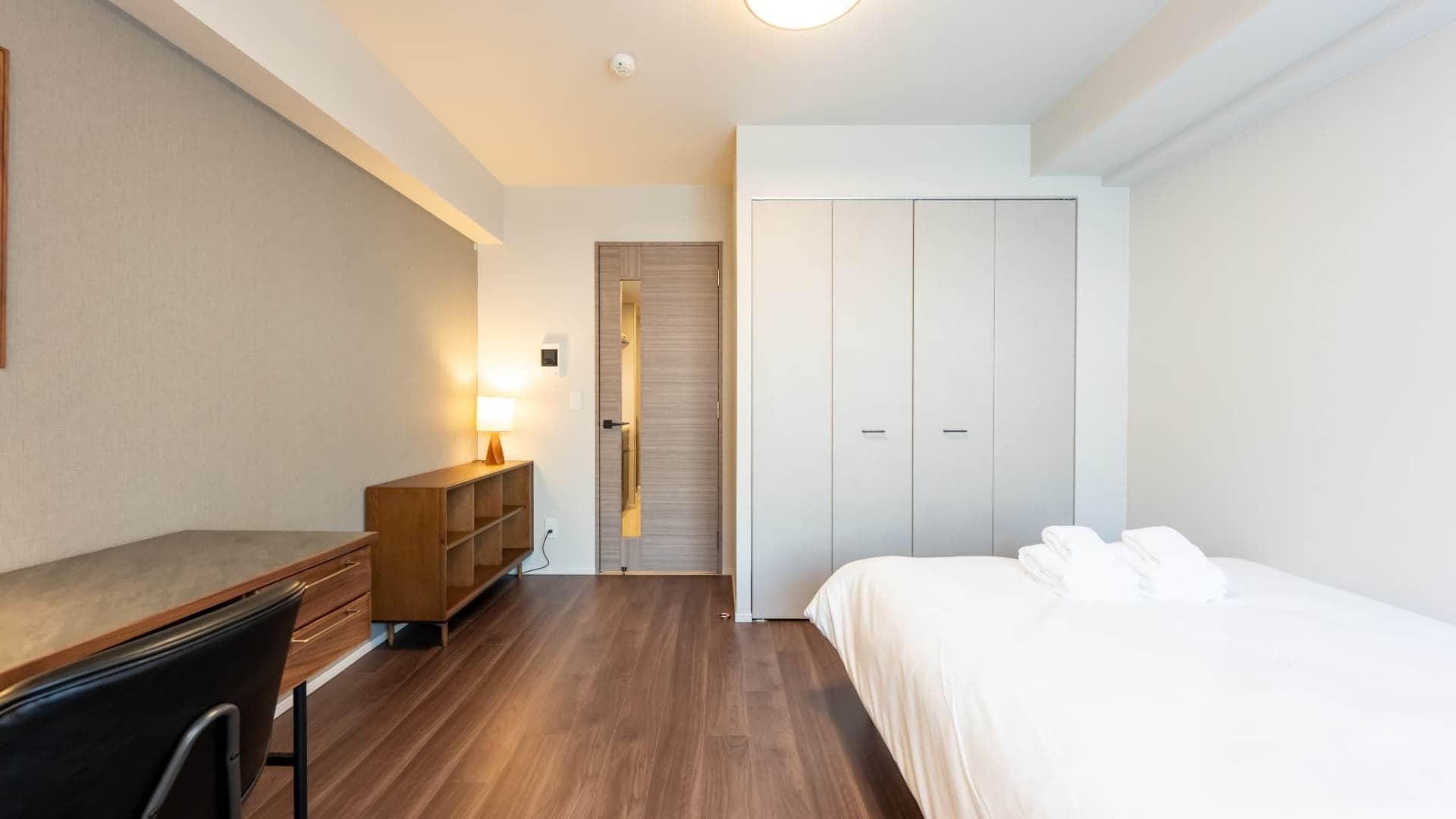 Room image 9