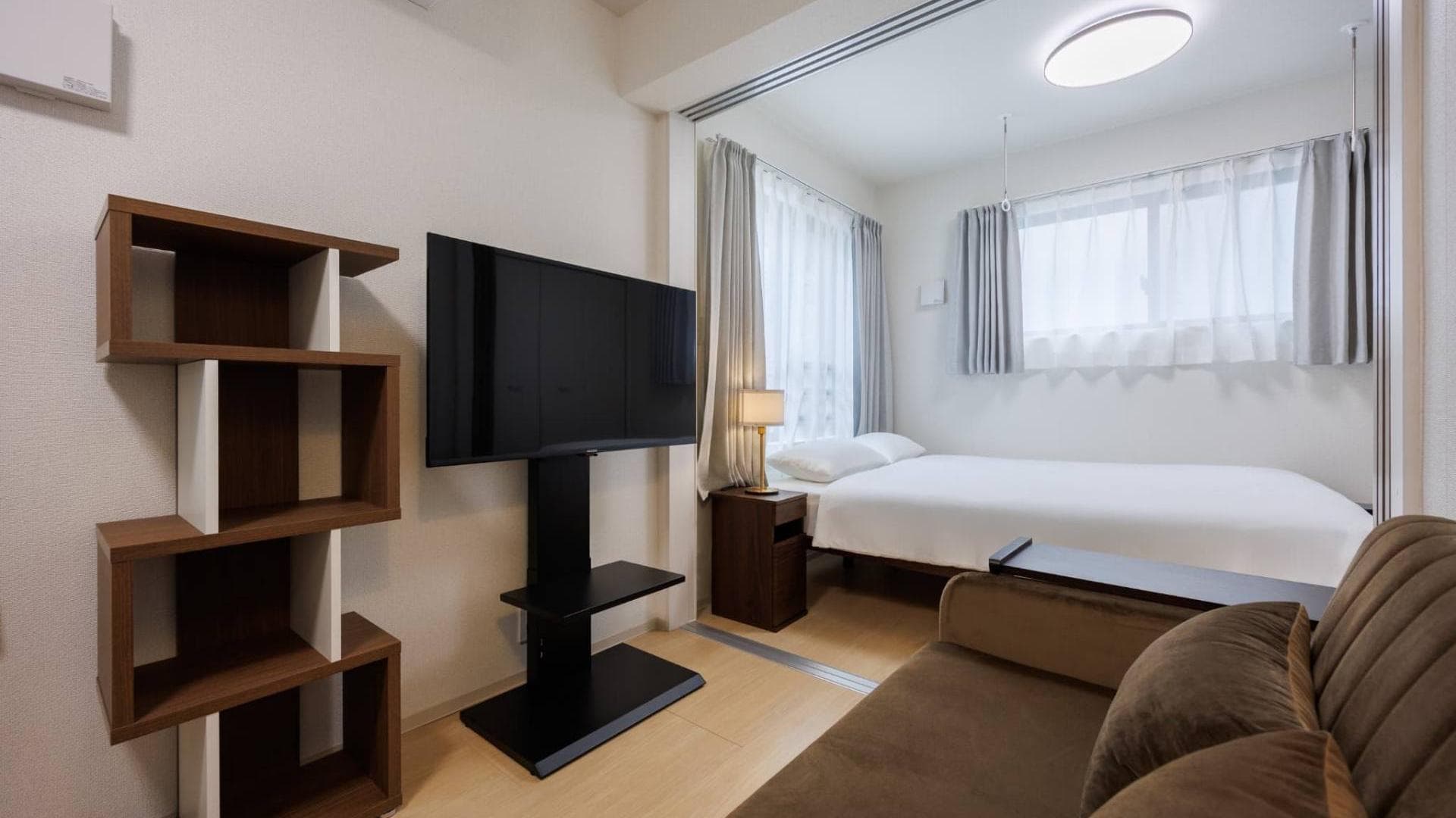 Preview interior of Shin-nakano