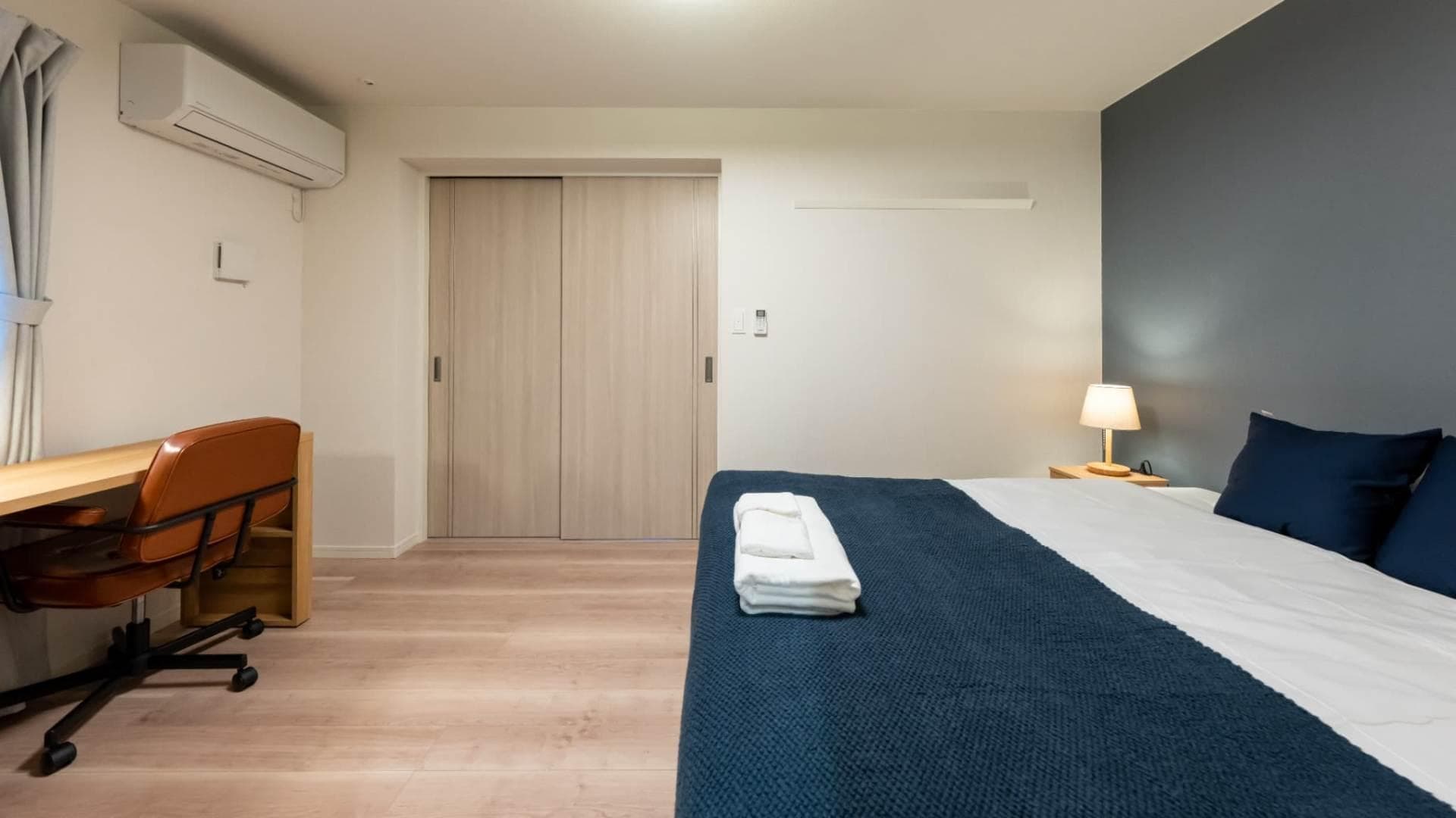 Room image 10