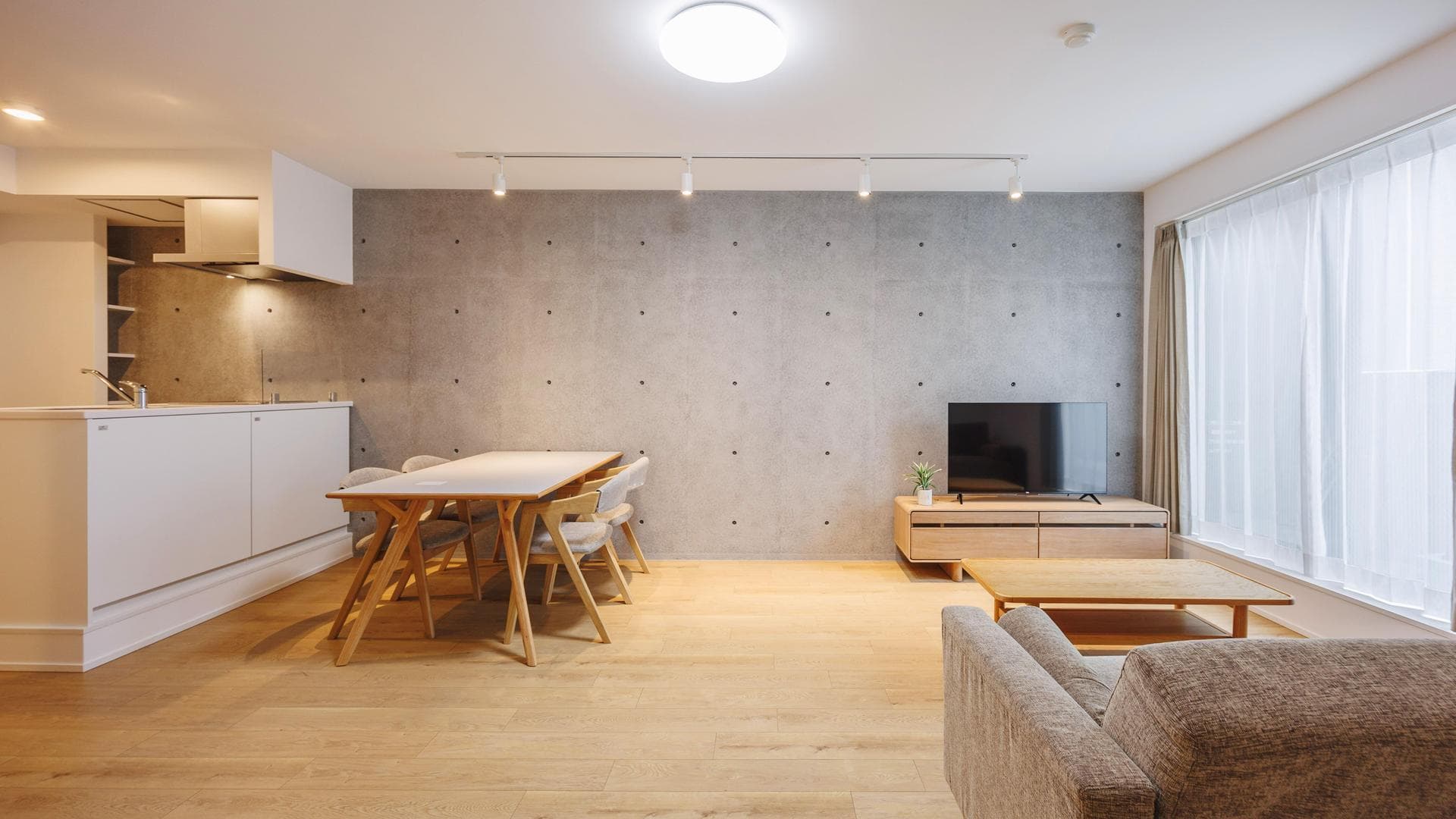 Preview interior of Shinjuku gyoenmaeⅡ