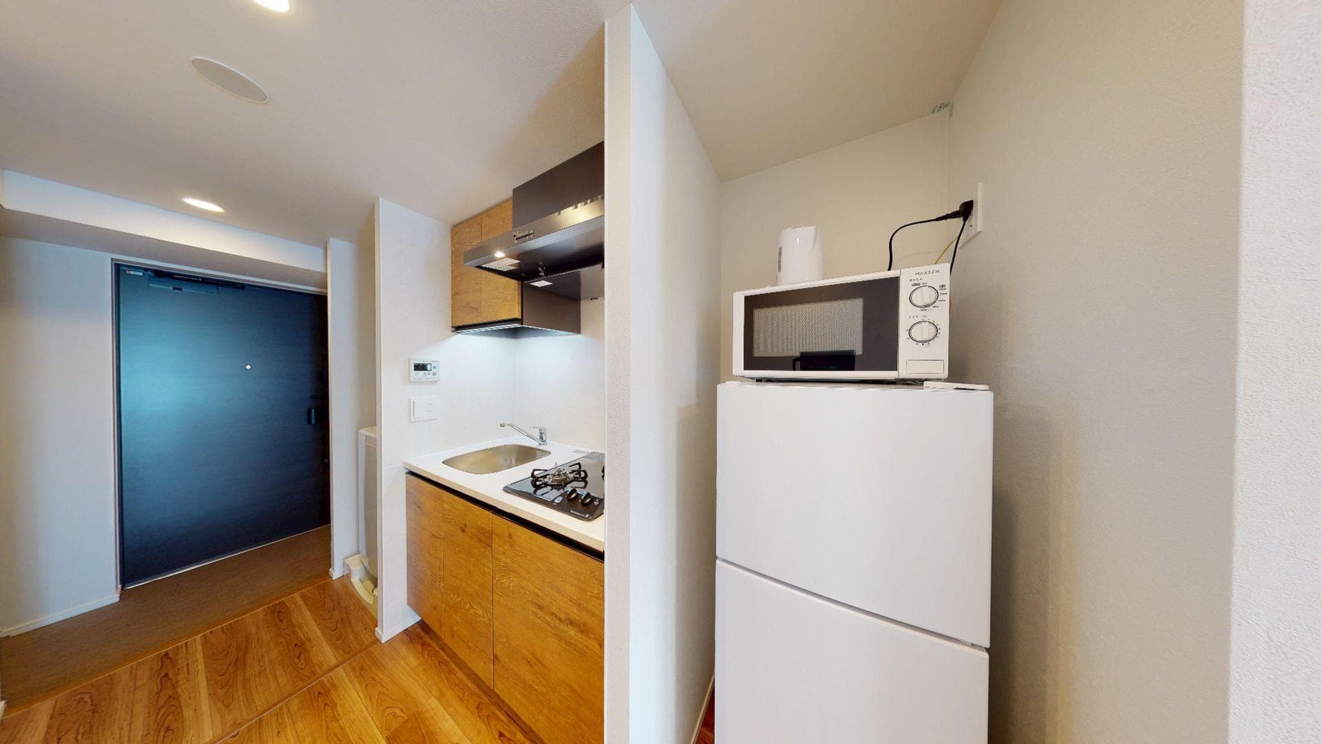 Room image 8