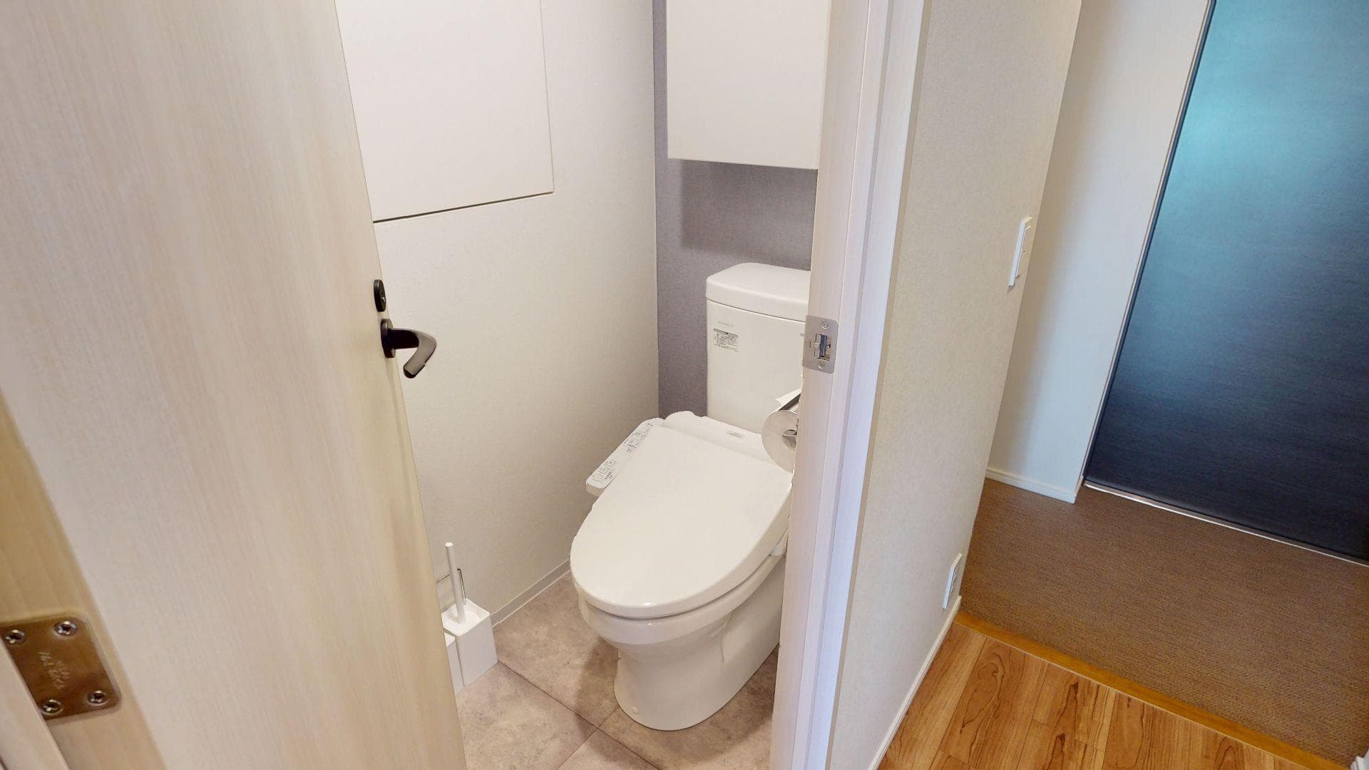 Room image 10