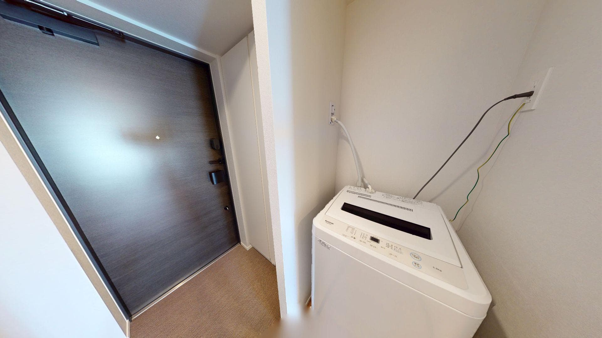 Room image 11