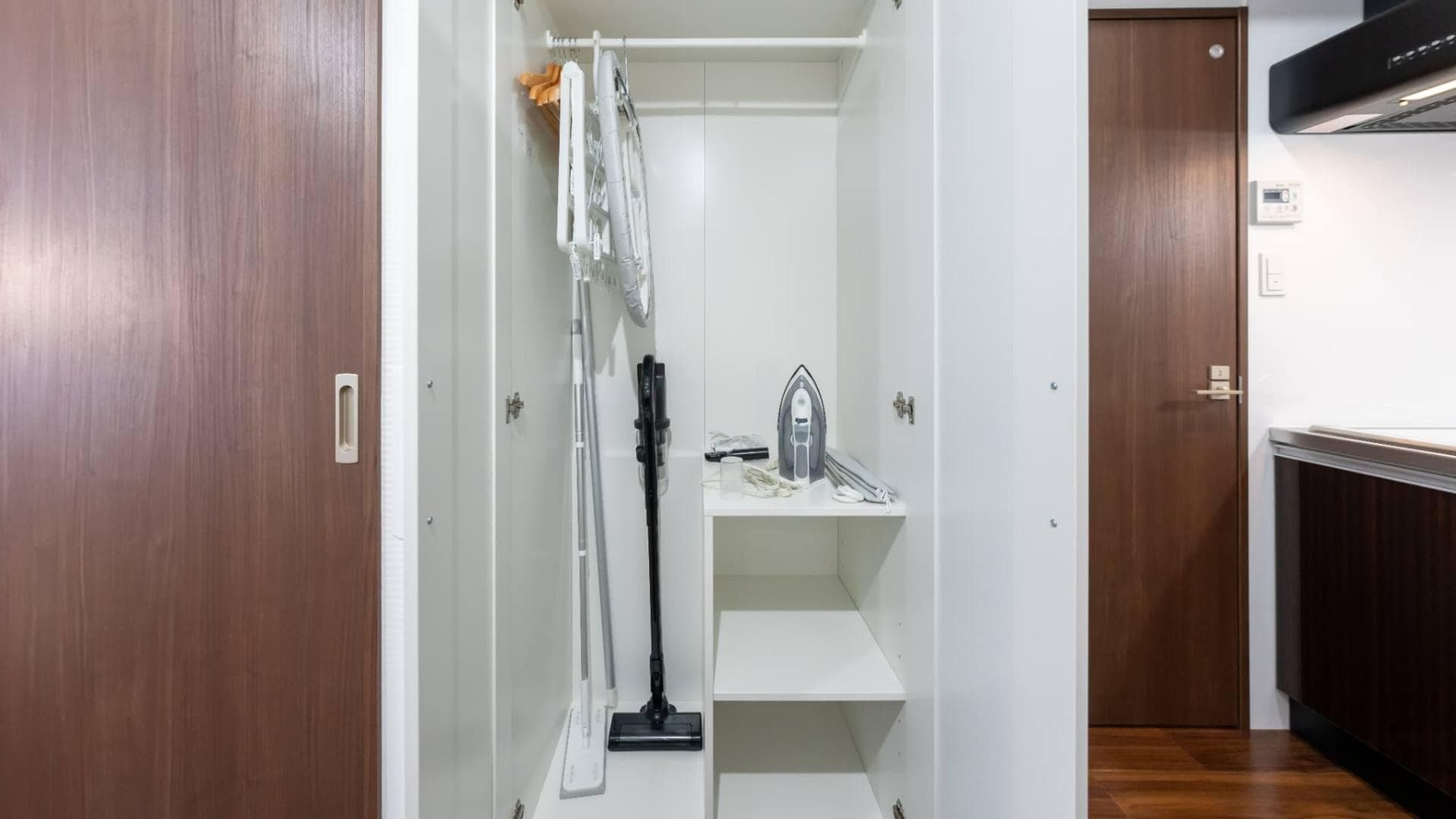 Room image 16
