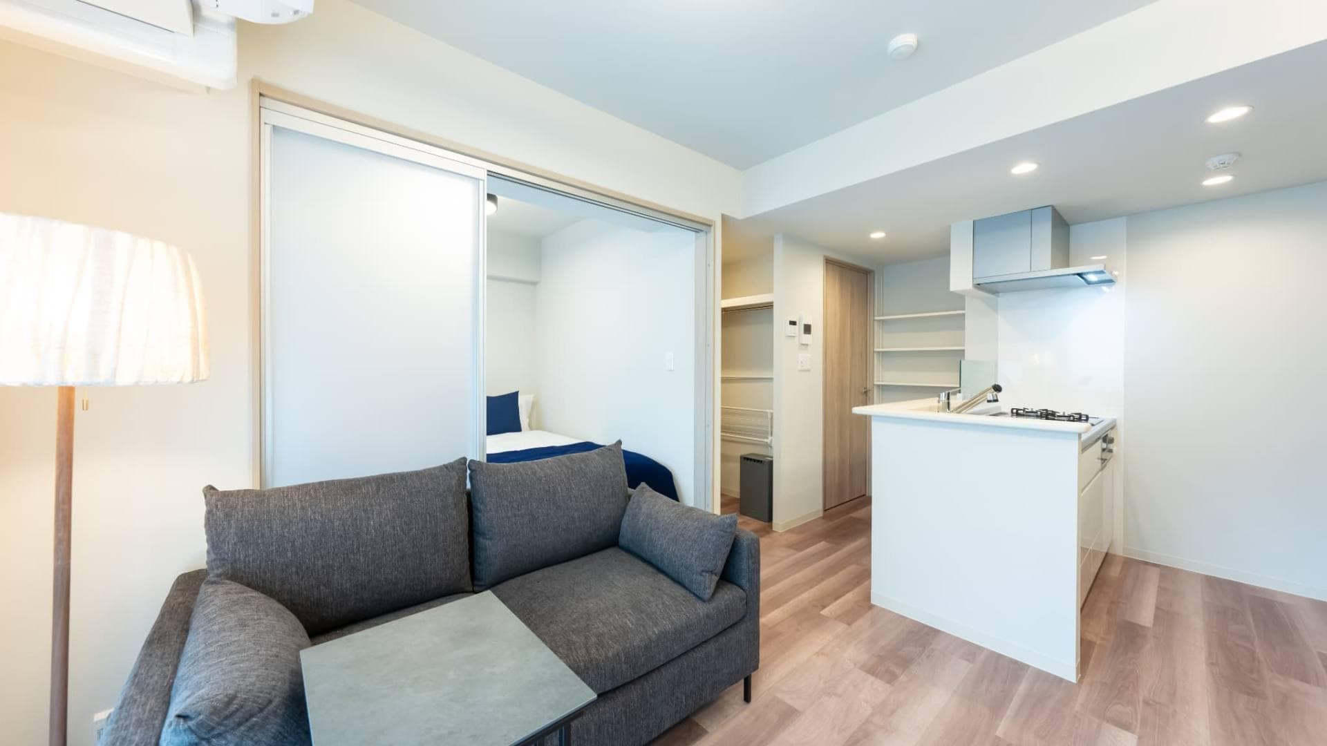 Room image 11