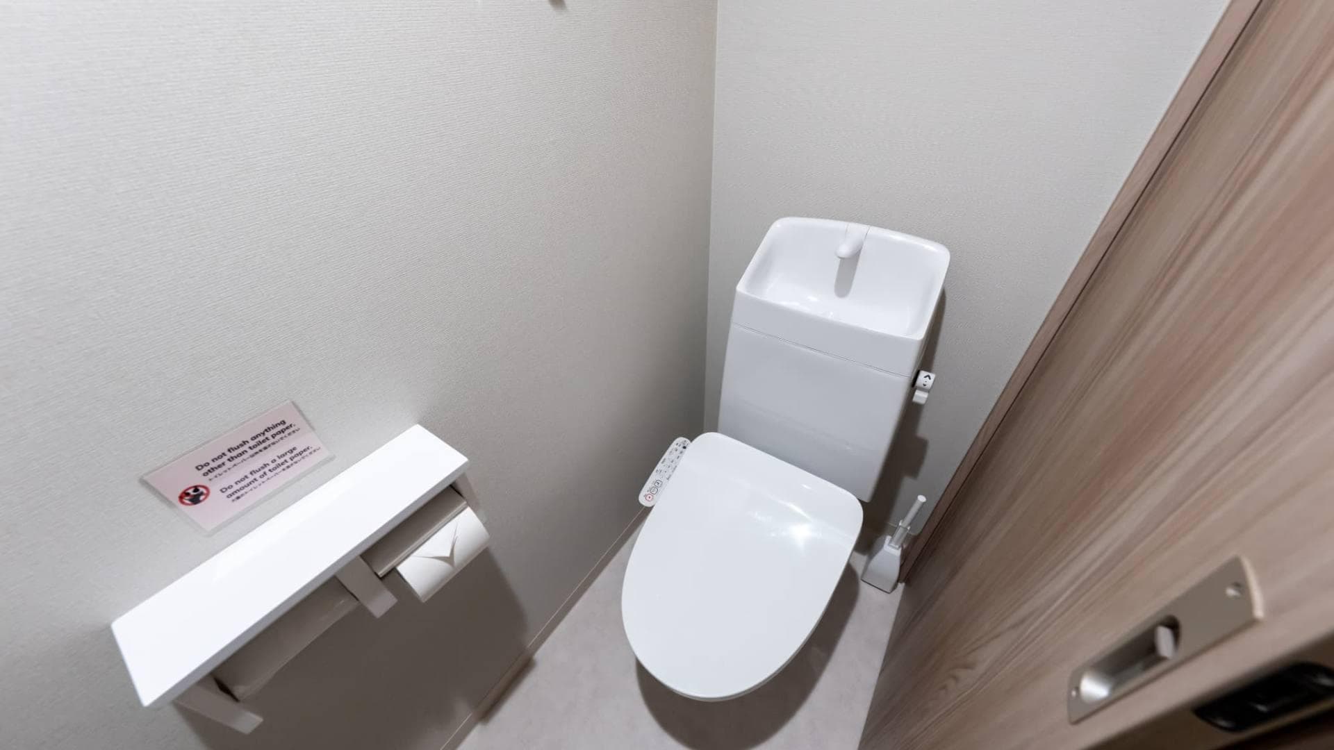 Room image 14