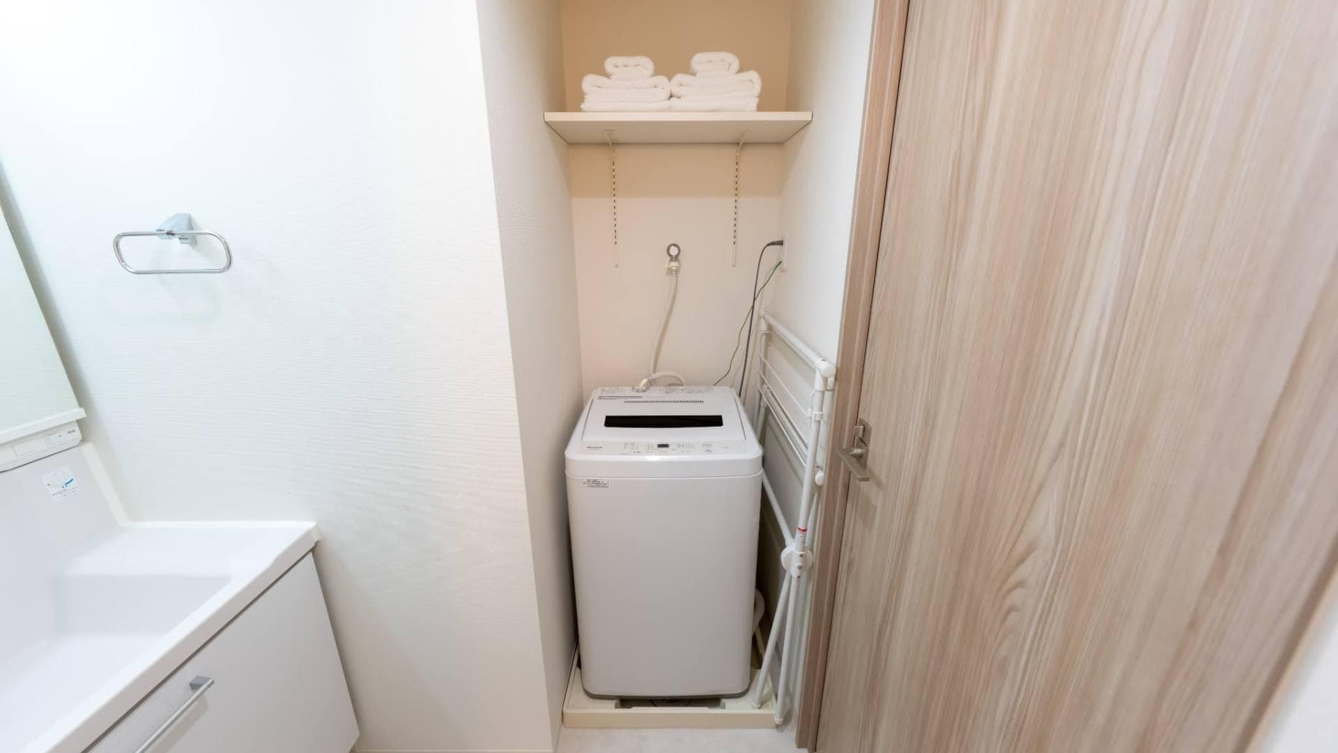 Room image 15