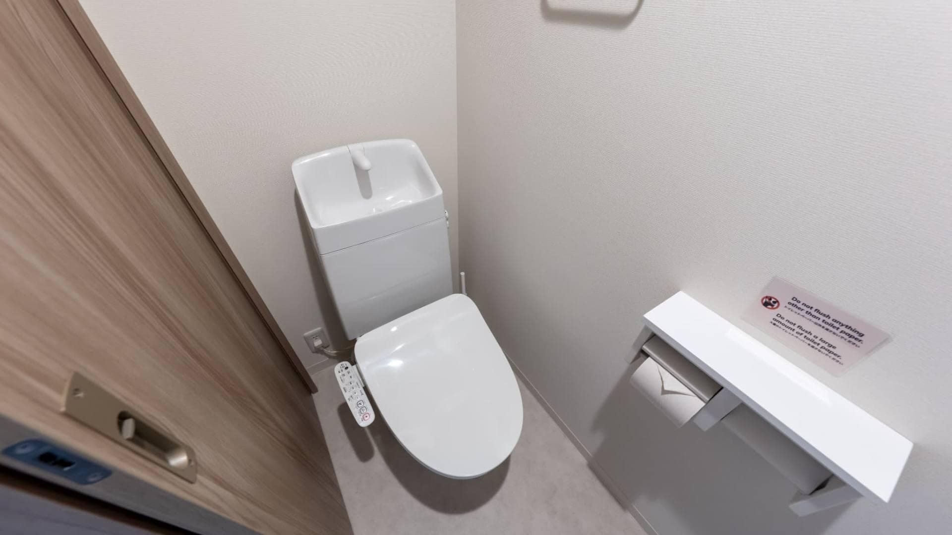 Room image 13