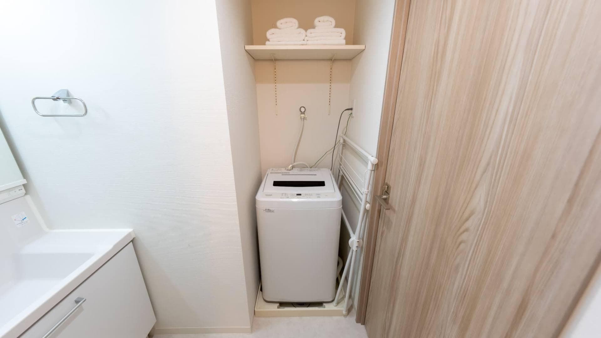 Room image 15