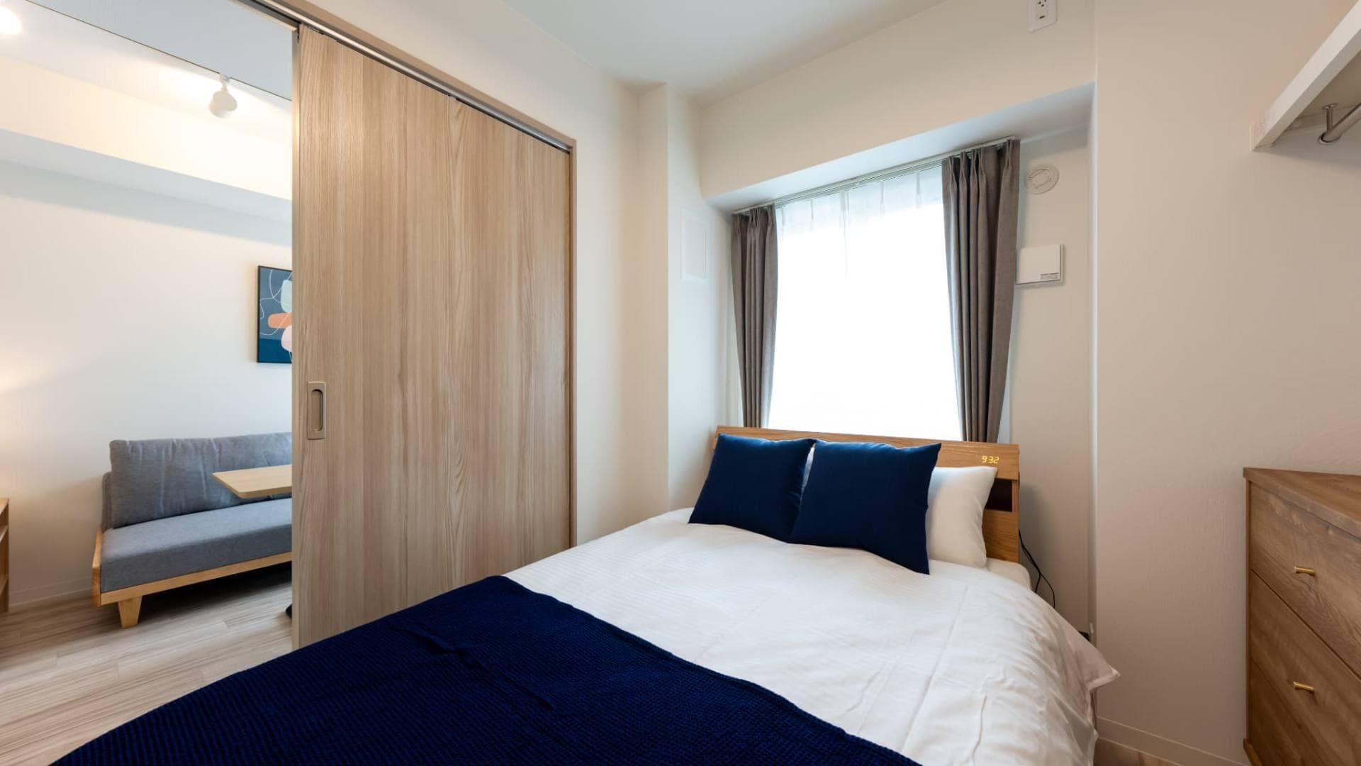 Room image 9