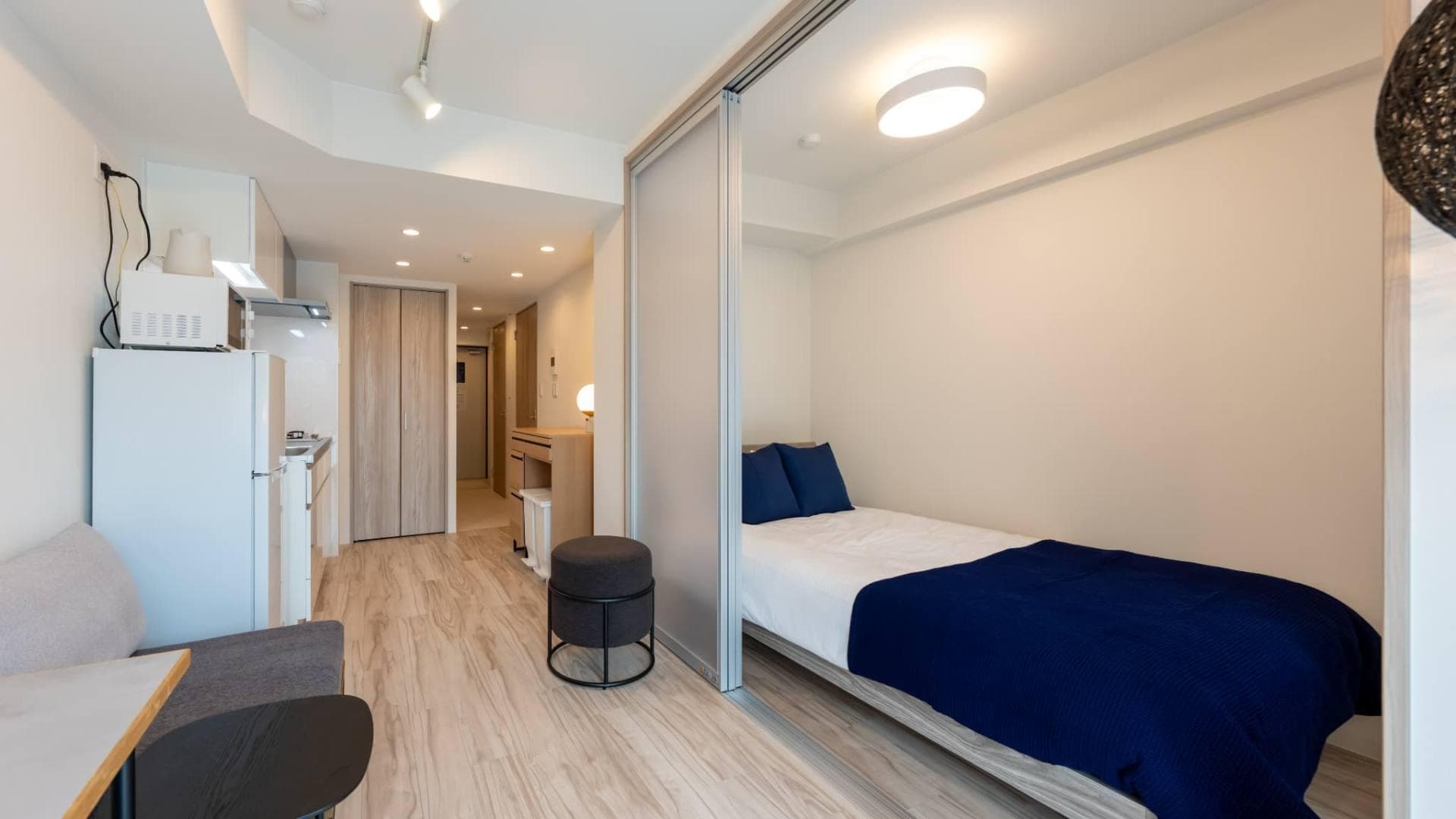 Room image 9