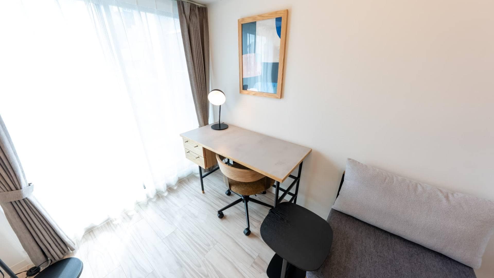Room image 12