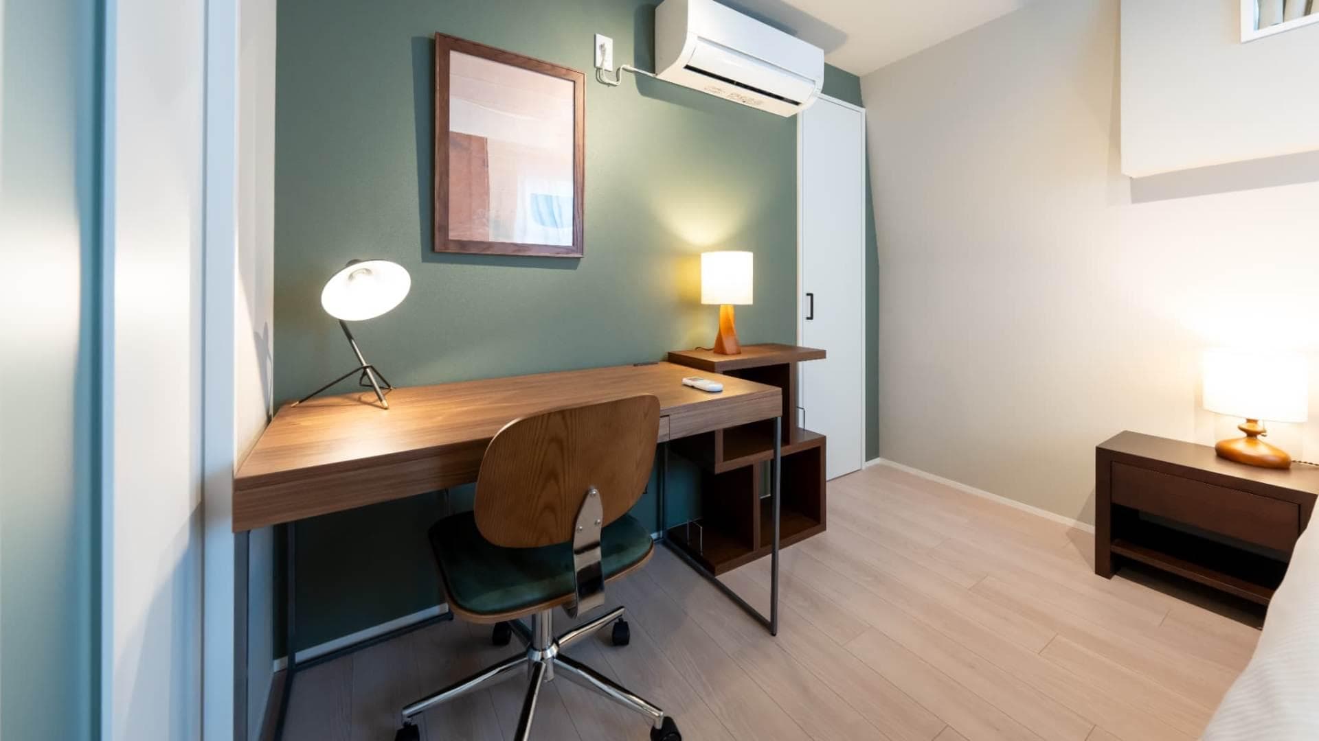 Room image 9