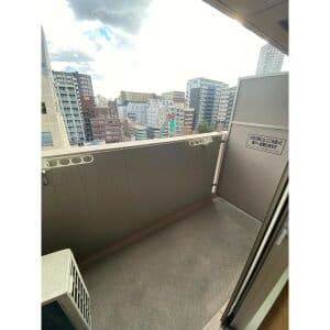 Room image 16