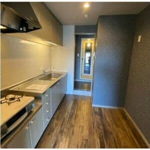 Room image 11