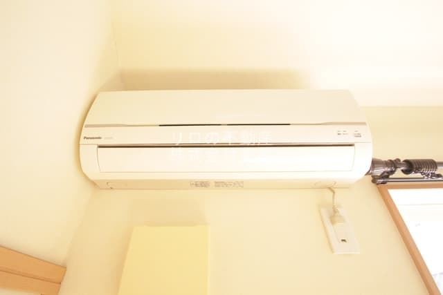 Room image 13