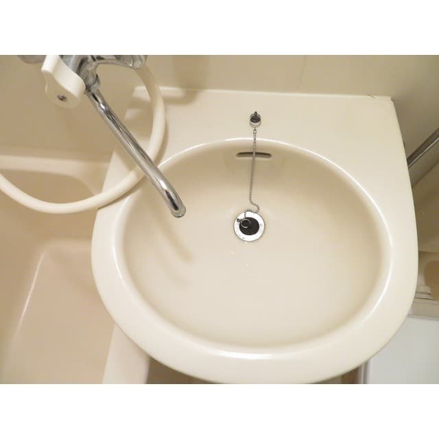 Room image 13