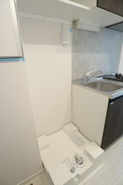 Room image 15