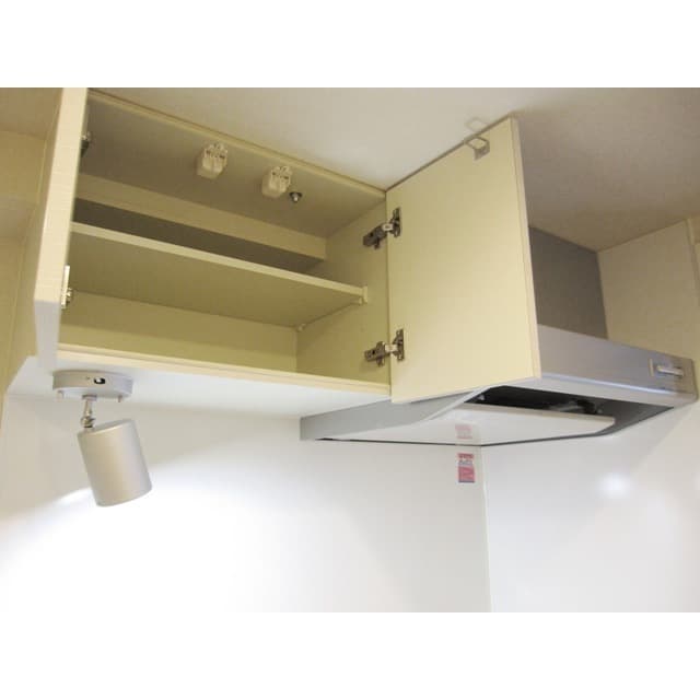 Room image 16