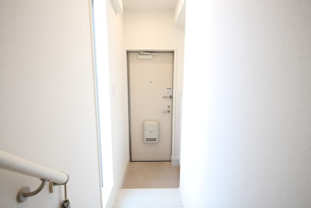 Room image 9