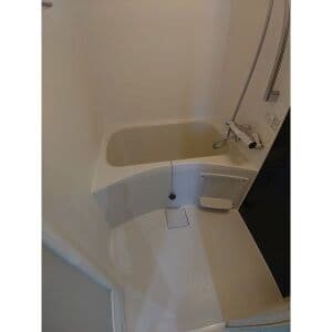Room image 10