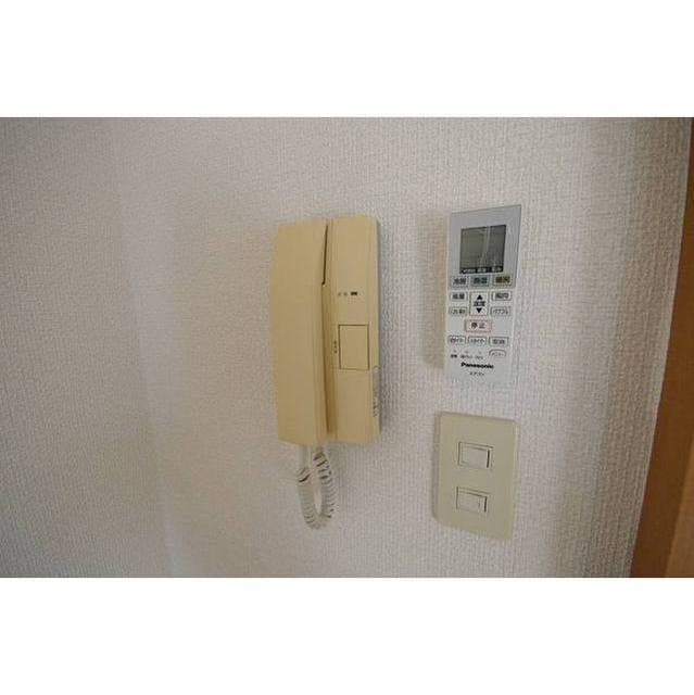 Room image 9