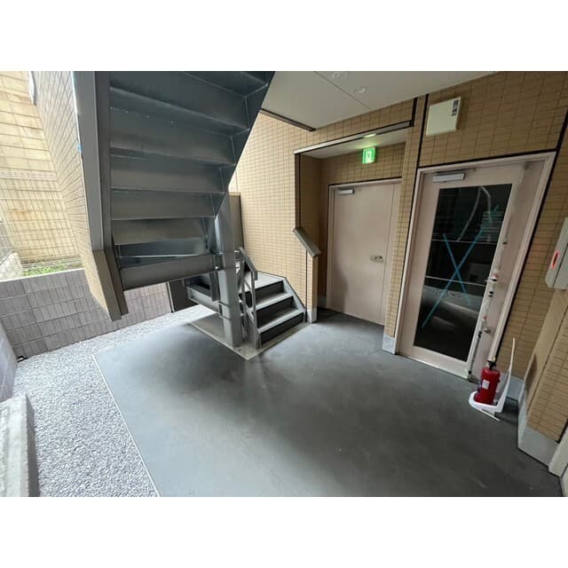 Room image 9
