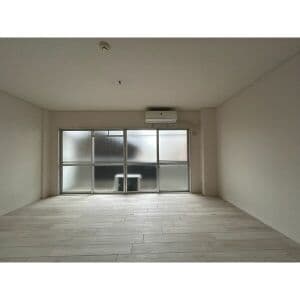 Room image 14