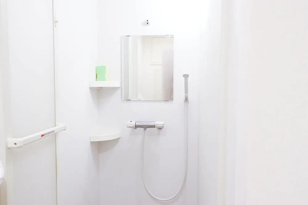 Room image 13