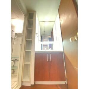 Room image 11