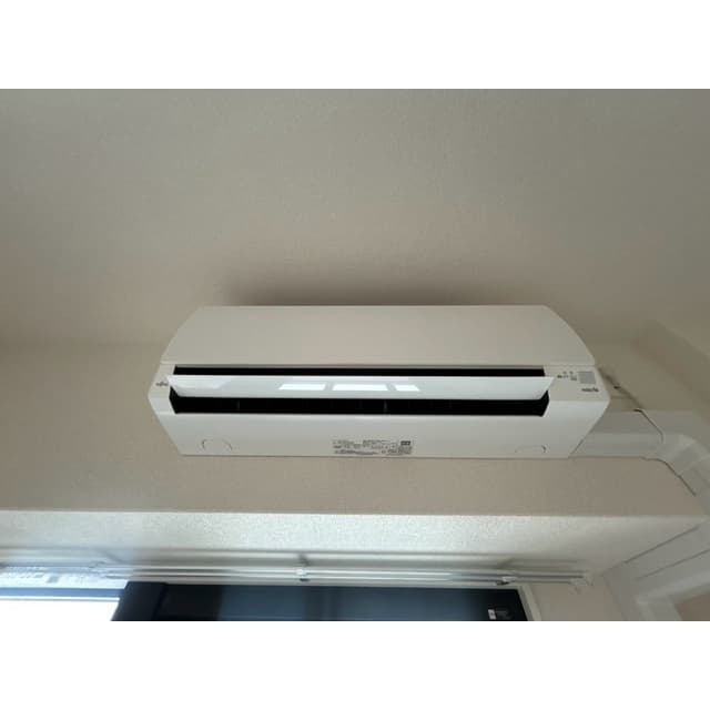 Room image 15