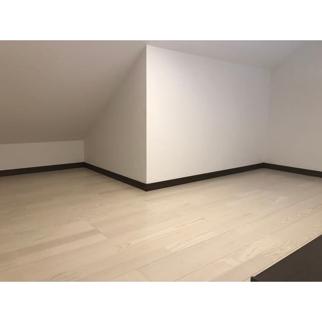 Room image 14
